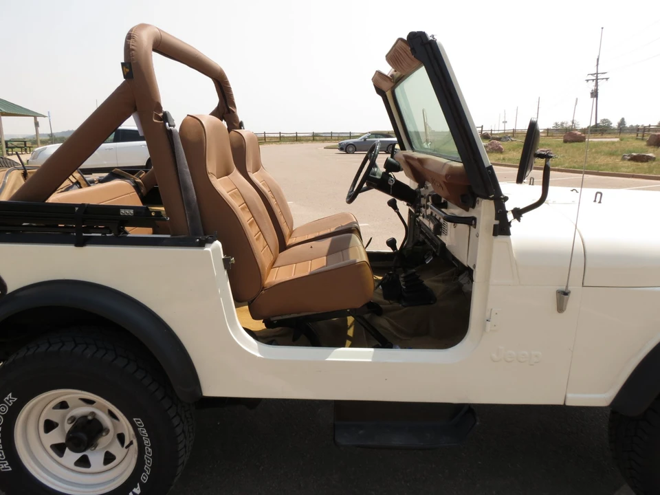 1982 Jeep CJ7 - Image 23 of 31
