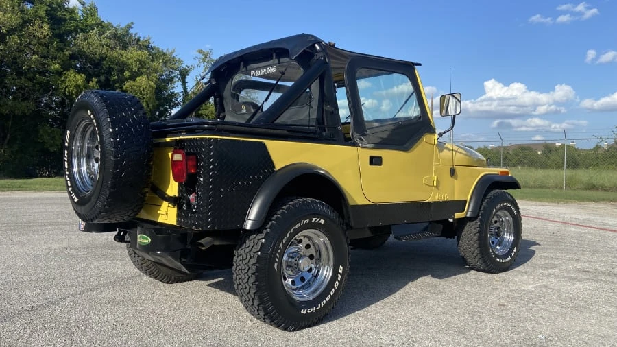 1982 Jeep CJ7 - Image 25 of 30