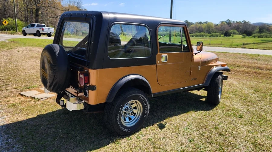1982 Jeep CJ7 - Image 2 of 19