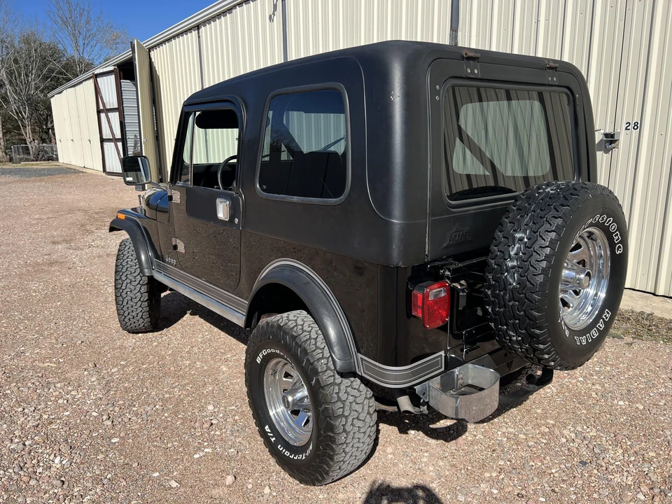 1982 Jeep CJ7 - Image 8 of 31