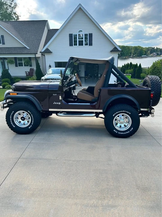 1982 Jeep CJ7 - Image 2 of 9