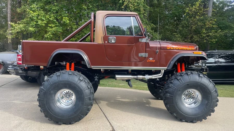 1982 Jeep CJ8 Scrambler - Image 2 of 6