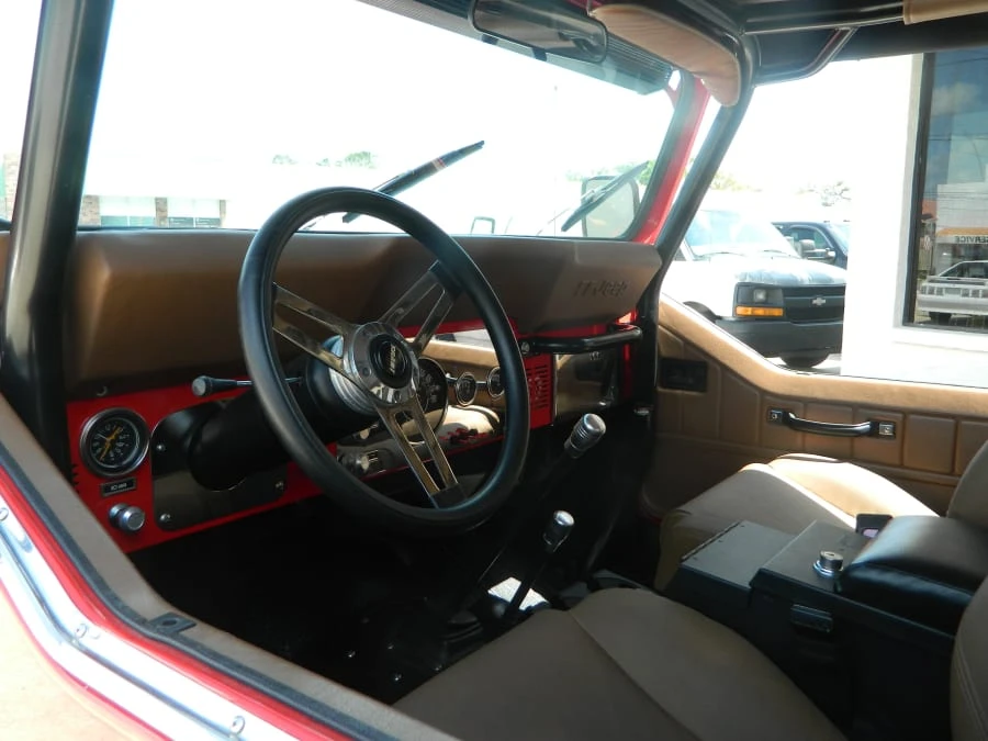 1982 Jeep CJ8 Scrambler - Image 3 of 12