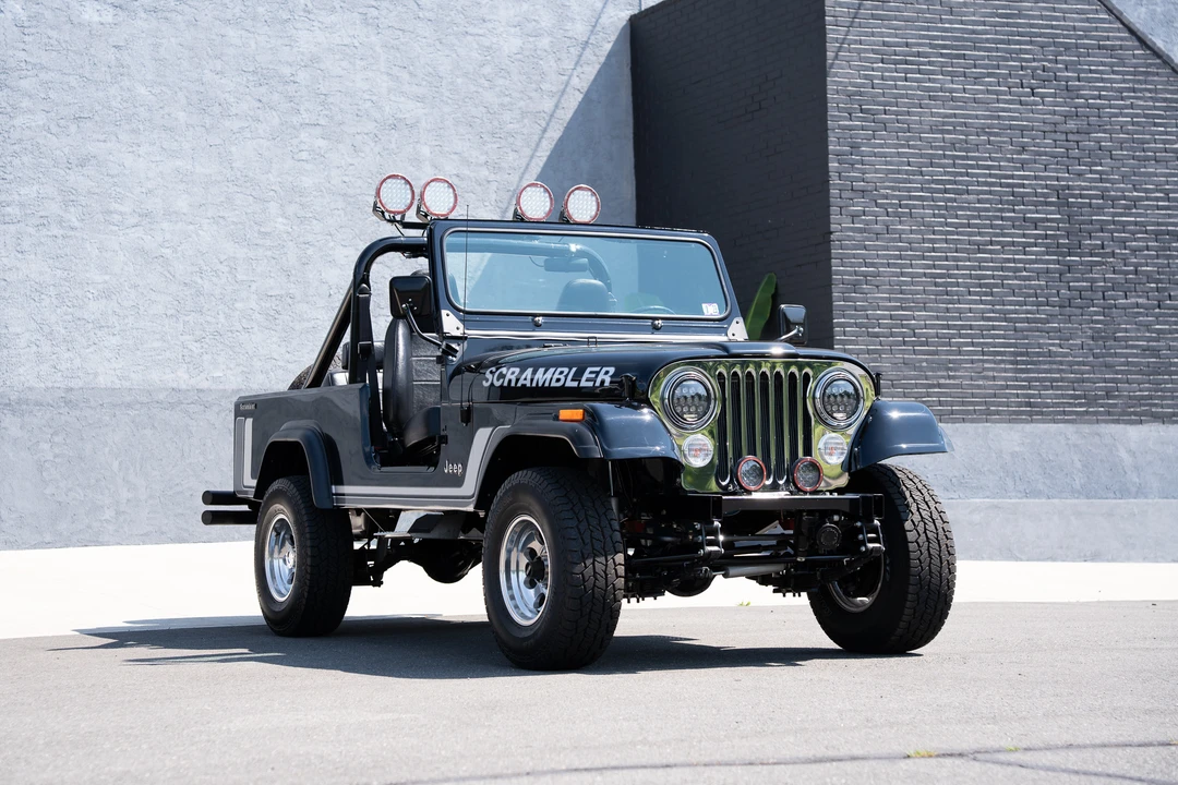 1982 Jeep CJ8 Scrambler - Image 2 of 31