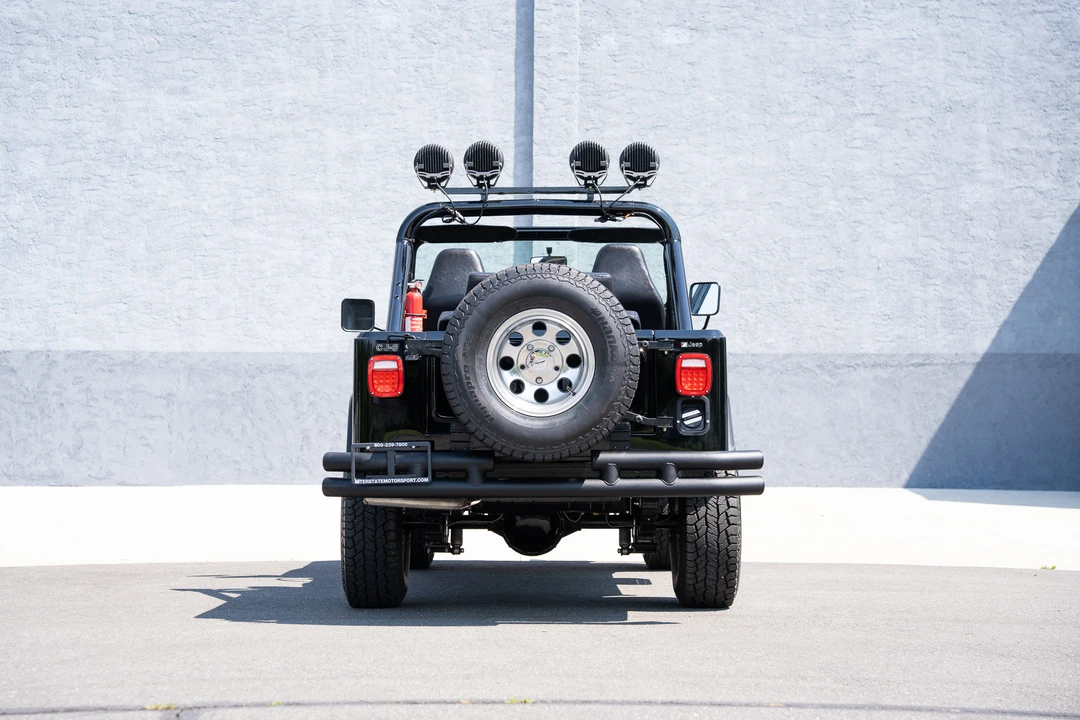 1982 Jeep CJ8 Scrambler - Image 9 of 31