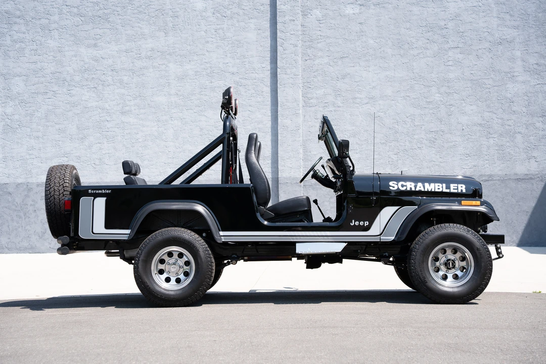 1982 Jeep CJ8 Scrambler - Image 13 of 31