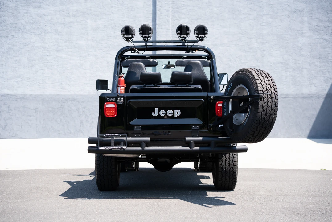 1982 Jeep CJ8 Scrambler - Image 10 of 31