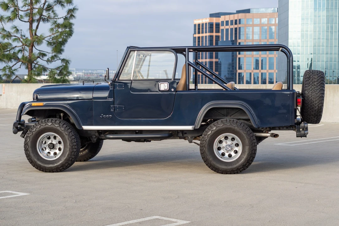 1982 Jeep CJ8 Scrambler - Image 8 of 31