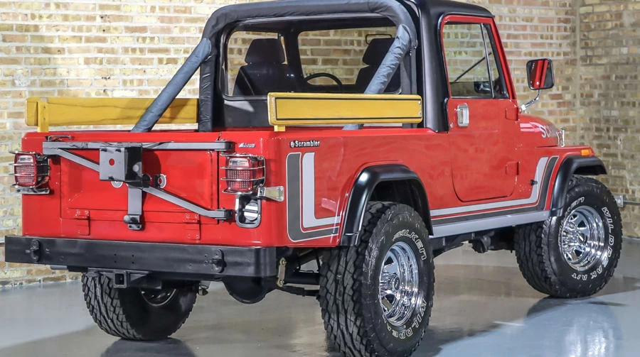 1982 Jeep CJ8 Scrambler - Image 2 of 9