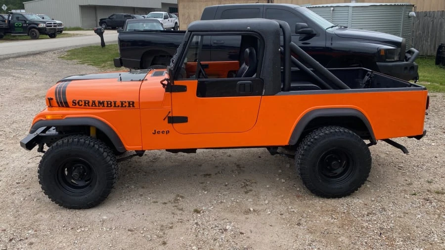 1982 Jeep CJ8 Scrambler - Image 2 of 15