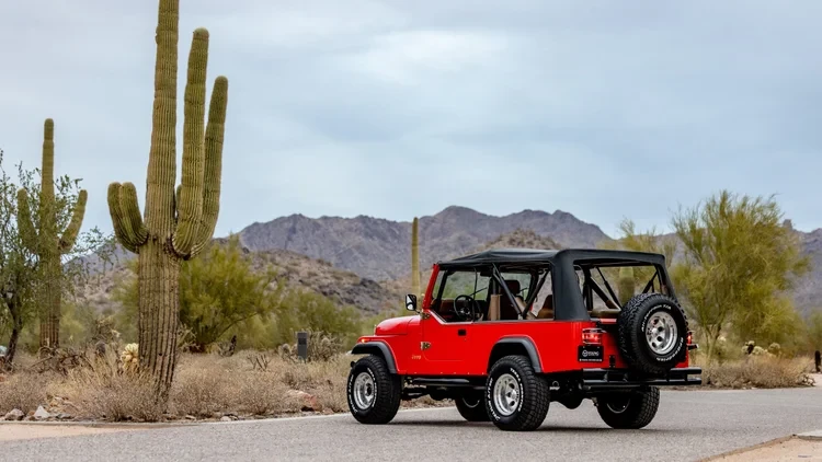 1982 Jeep CJ8 Scrambler - Image 8 of 31