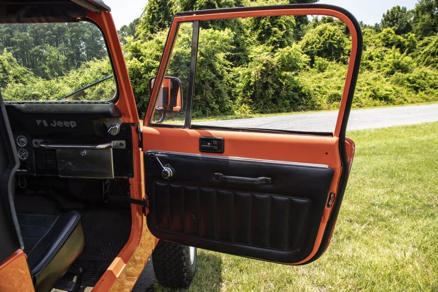 1982 Jeep CJ8 Scrambler - Image 12 of 21