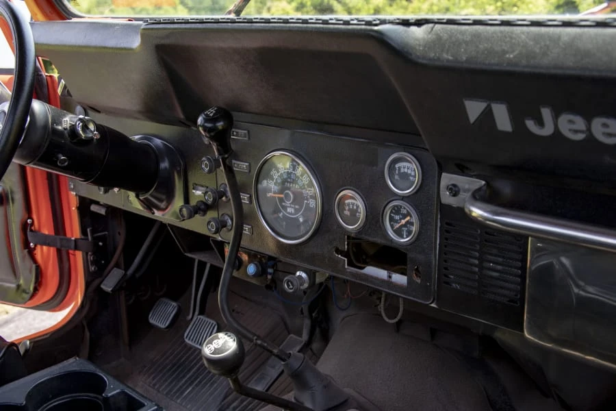 1982 Jeep CJ8 Scrambler - Image 9 of 21