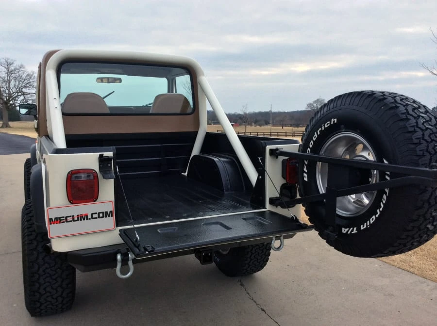 1982 Jeep CJ8 Scrambler - Image 5 of 9