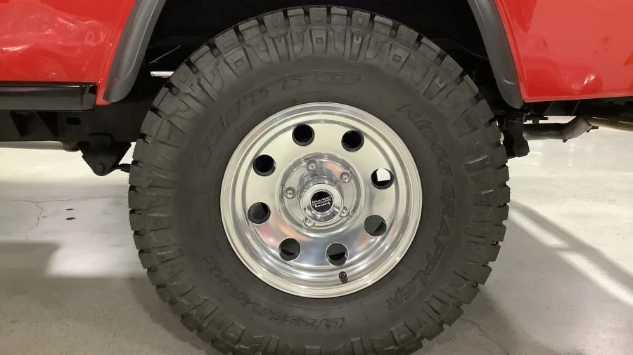 1982 Jeep CJ8 Scrambler - Image 7 of 19