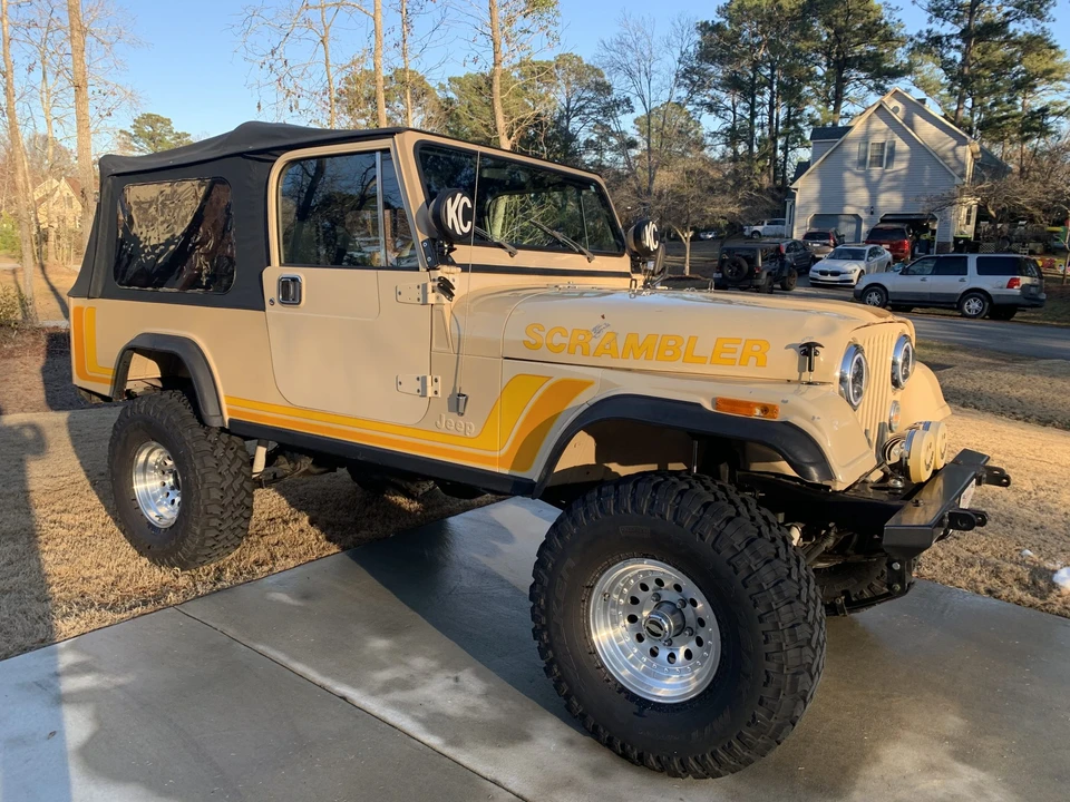 1982 Jeep CJ8 Scrambler - Image 3 of 31