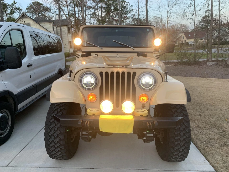 1982 Jeep CJ8 Scrambler - Image 8 of 31