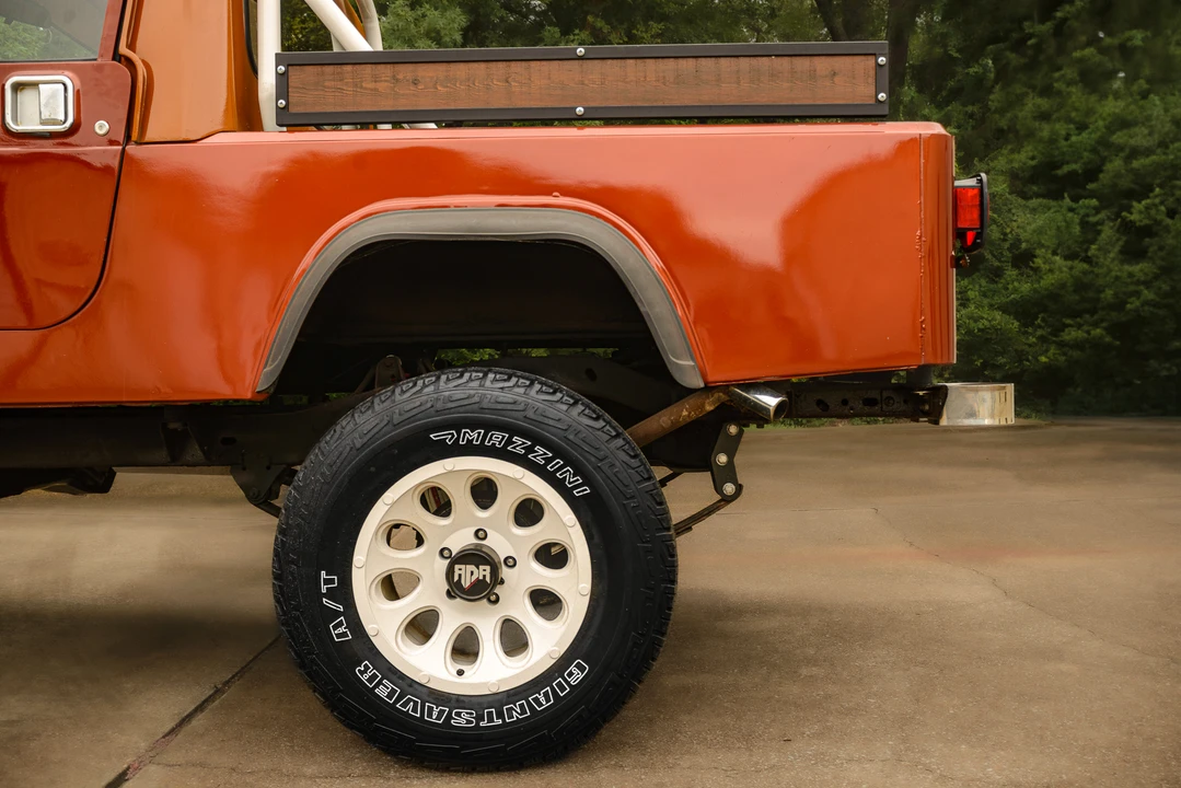 1982 Jeep CJ8 Scrambler - Image 28 of 31