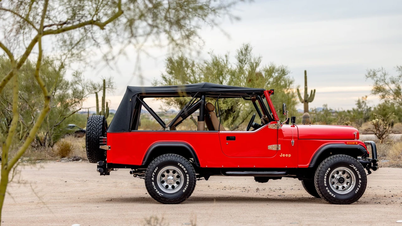 1982 Jeep CJ8 Scrambler - Image 28 of 31