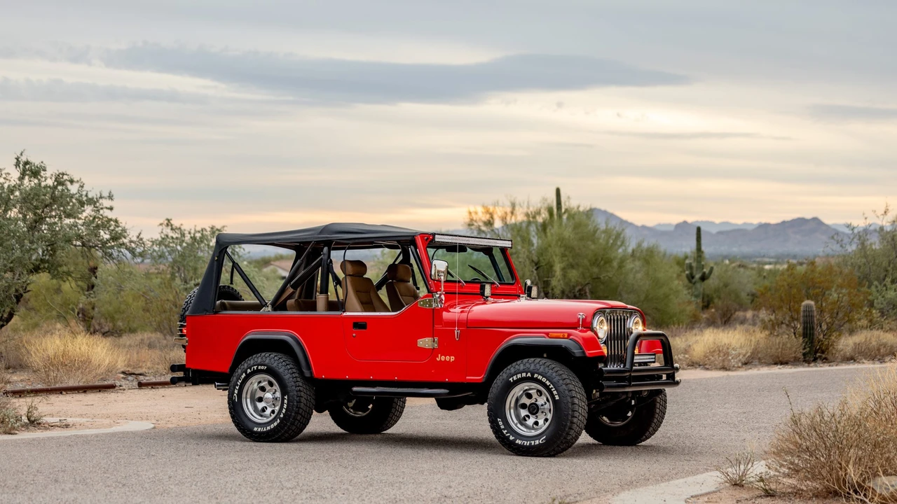 1982 Jeep CJ8 Scrambler - Image 14 of 31