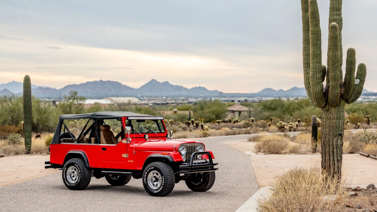 1982 Jeep CJ8 Scrambler - Image 17 of 31