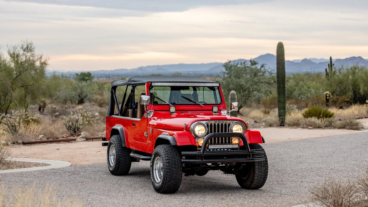 1982 Jeep CJ8 Scrambler - Image 9 of 31
