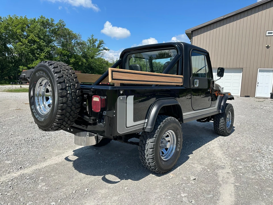 1982 Jeep CJ8 Scrambler - Image 15 of 31