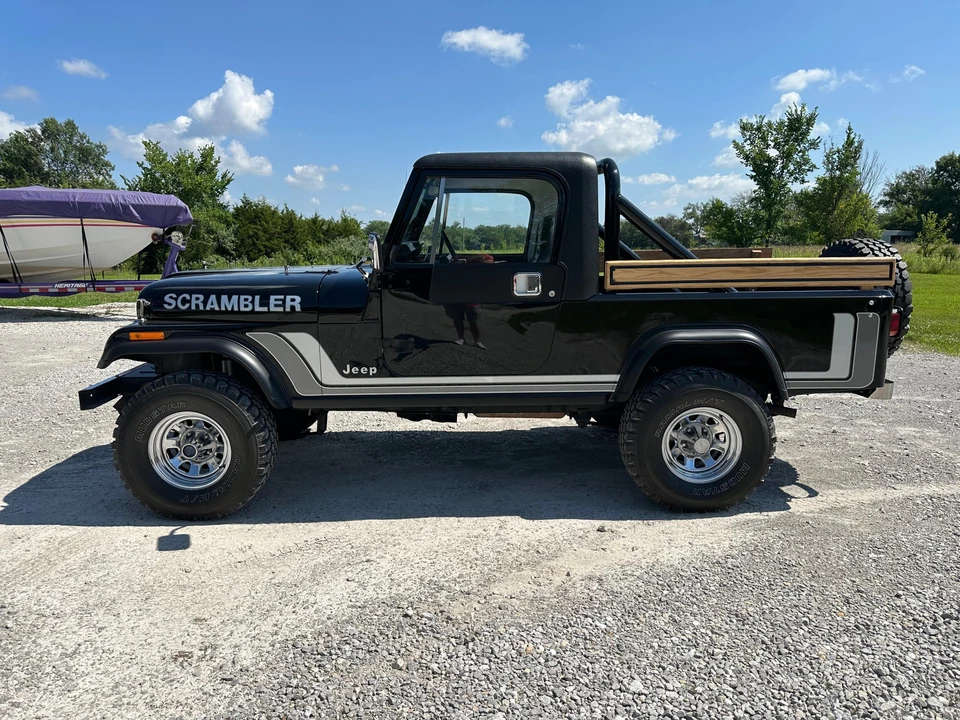 1982 Jeep CJ8 Scrambler - Image 9 of 31