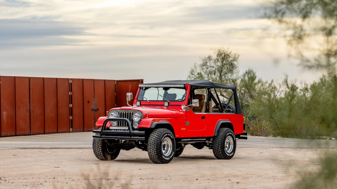 1982 Jeep CJ8 Scrambler - Image 8 of 31