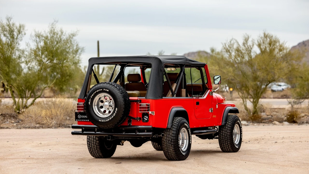 1982 Jeep CJ8 Scrambler - Image 21 of 31