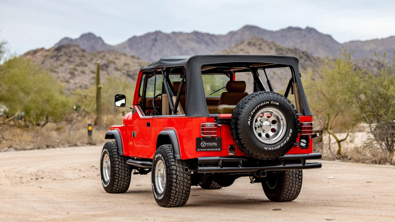 1982 Jeep CJ8 Scrambler - Image 18 of 31