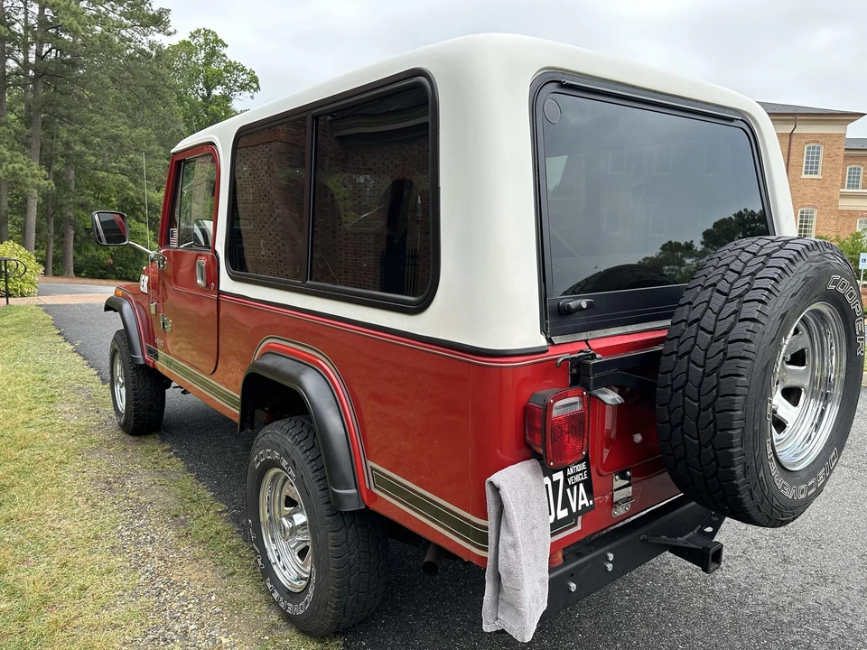 1982 Jeep CJ8 Scrambler - Image 10 of 31