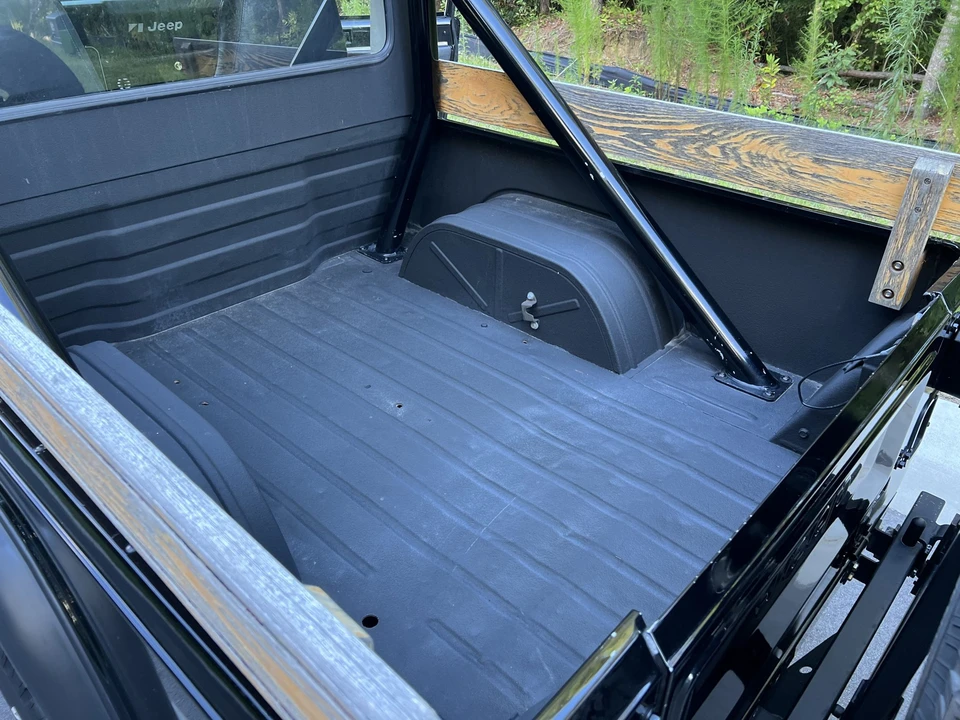 1982 Jeep CJ8 Scrambler - Image 22 of 31