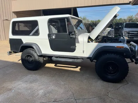 1982 Jeep CJ-8 Scrambler Base