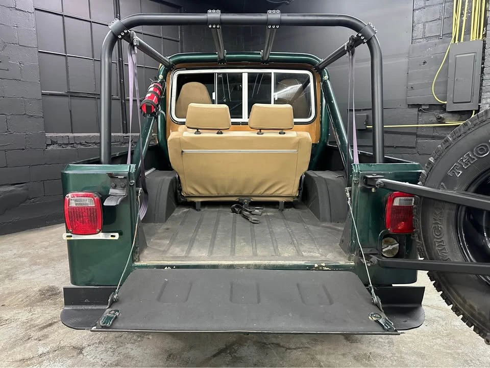 1982 Jeep CJ8 Scrambler - Image 9 of 20