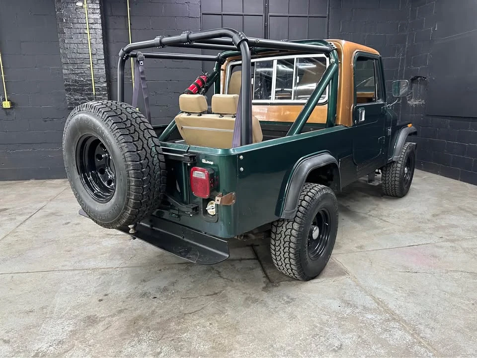 1982 Jeep CJ8 Scrambler - Image 10 of 20