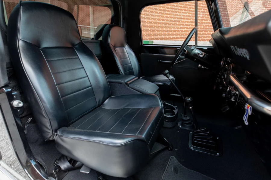 1982 Jeep CJ8 Scrambler - Image 25 of 31