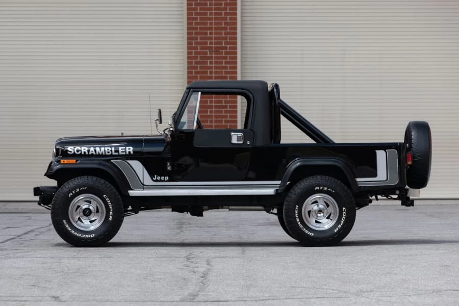 1982 Jeep CJ8 Scrambler - Image 2 of 31