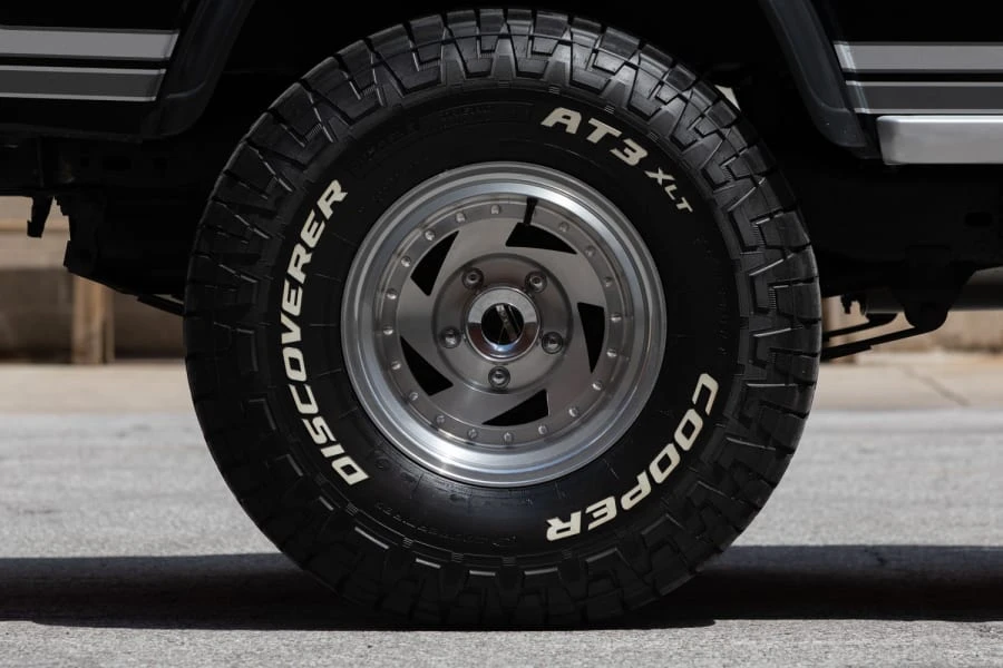 1982 Jeep CJ8 Scrambler - Image 18 of 31