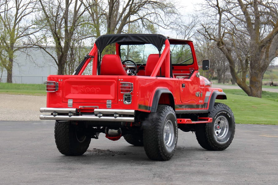 1982 Jeep CJ8 Scrambler - Image 3 of 31