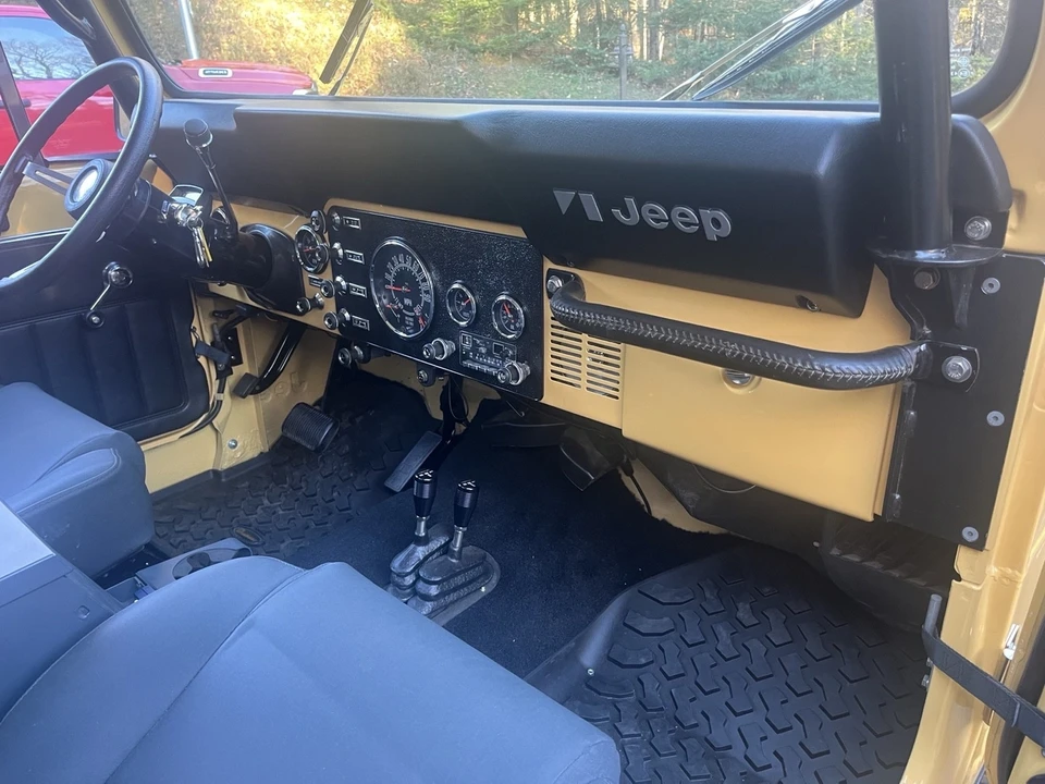 1982 Jeep CJ8 Scrambler - Image 11 of 20