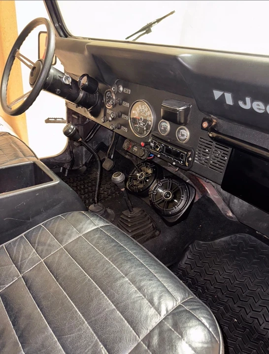 1982 Jeep CJ8 Scrambler - Image 11 of 11
