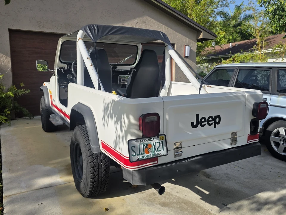 1982 Jeep CJ8 Scrambler - Image 3 of 31