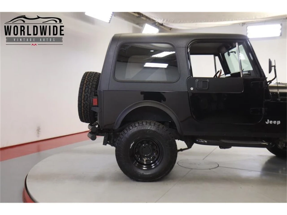 1982 Jeep CJ7 - Image 9 of 31