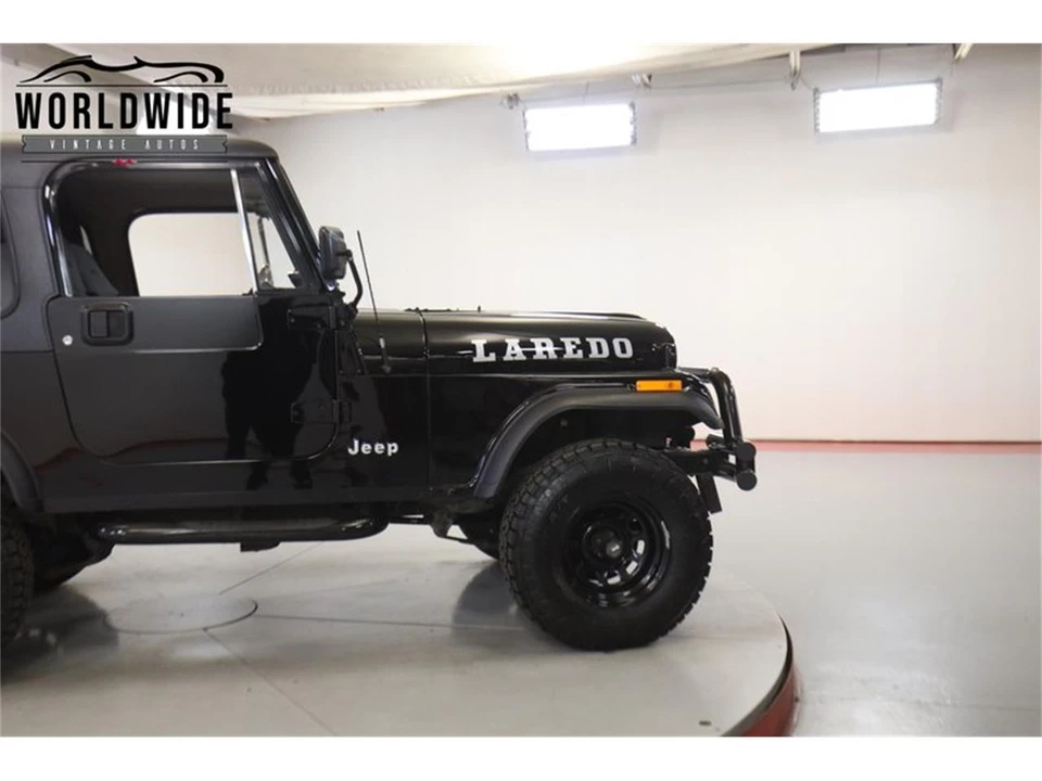 1982 Jeep CJ7 - Image 8 of 31