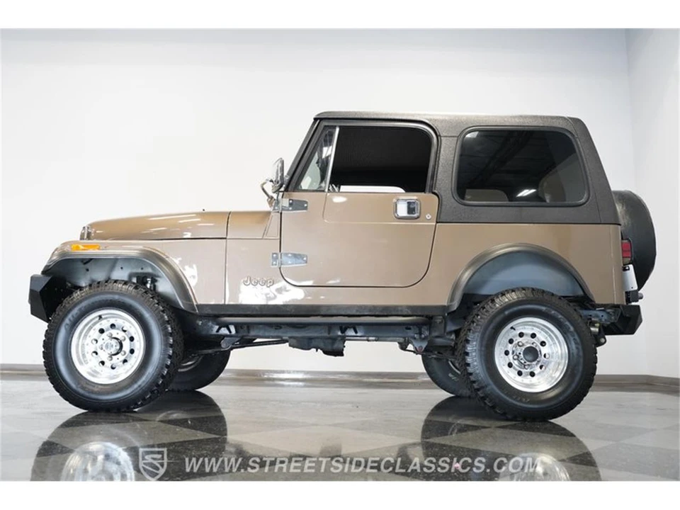 1982 Jeep CJ7 - Image 10 of 31