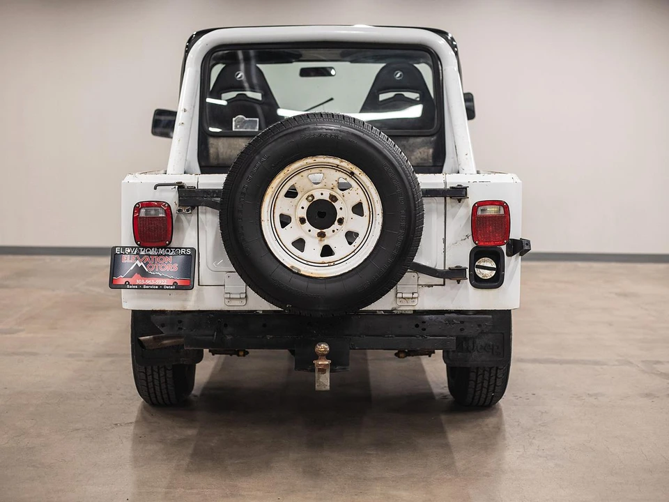 1982 Jeep CJ8 Scrambler - Image 3 of 10
