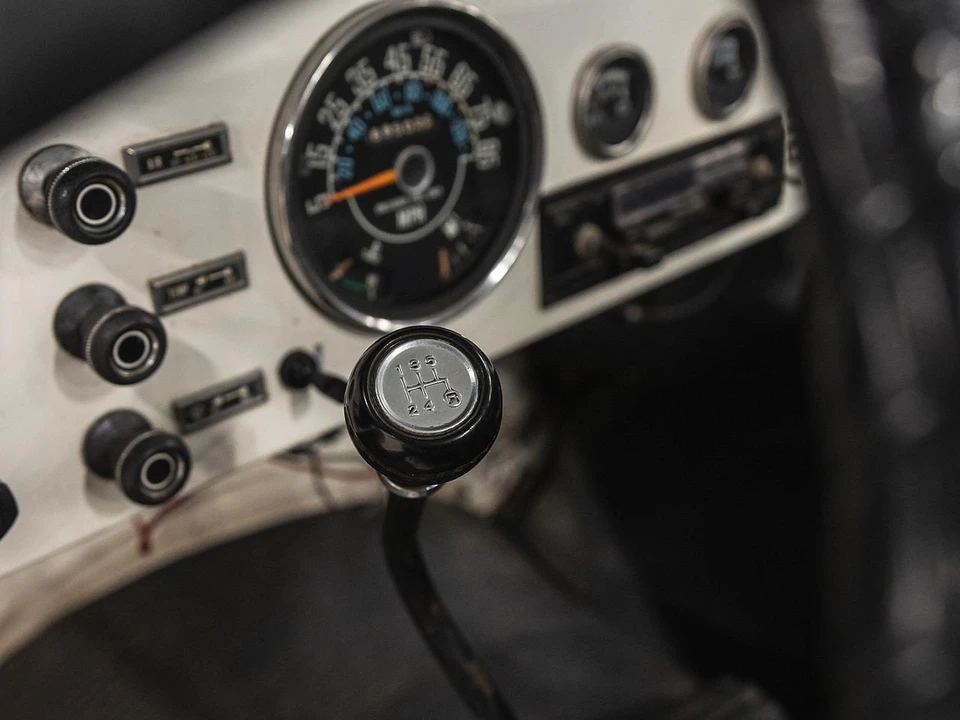 1982 Jeep CJ8 Scrambler - Image 10 of 10