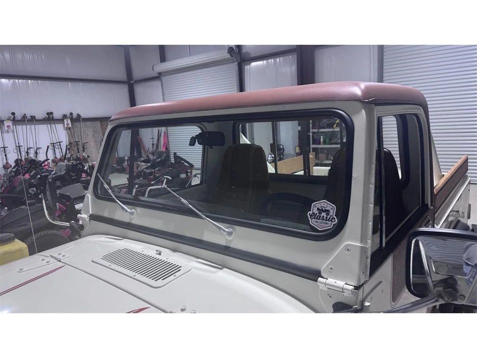1982 Jeep CJ8 Scrambler - Image 3 of 17