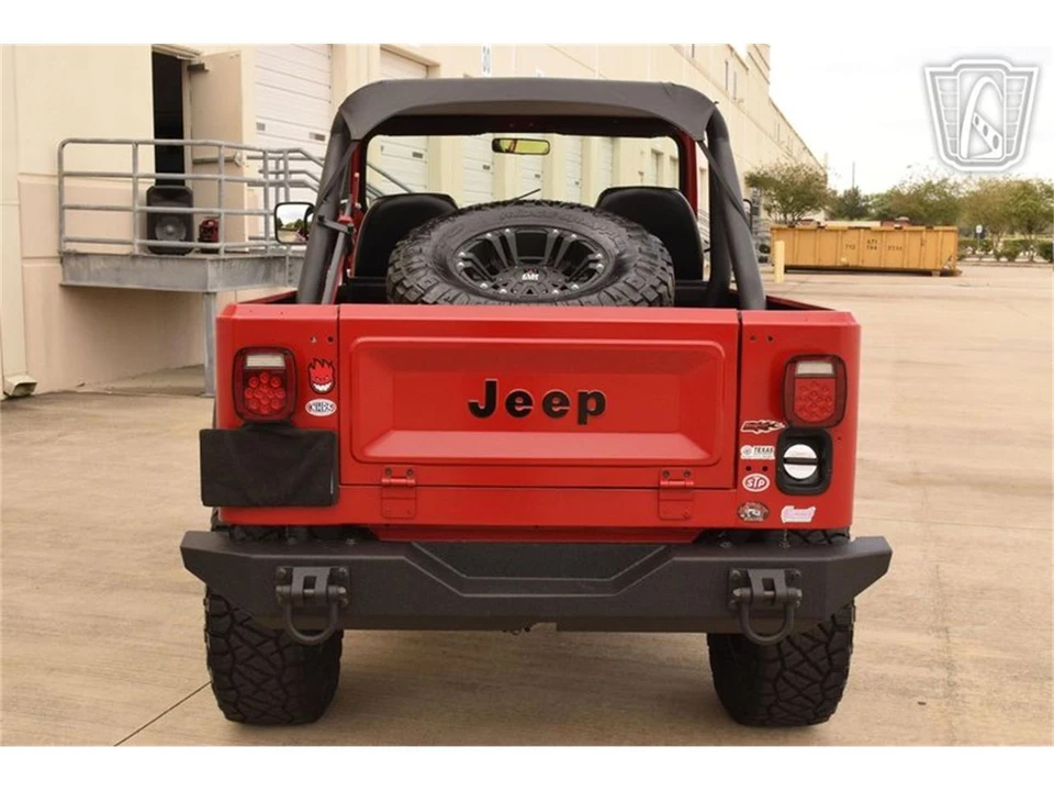 1982 Jeep CJ8 Scrambler - Image 9 of 31